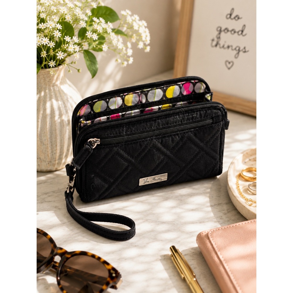 Vera Bradley Black Quilted Front Zip Wristlet Wallet Floral Interior